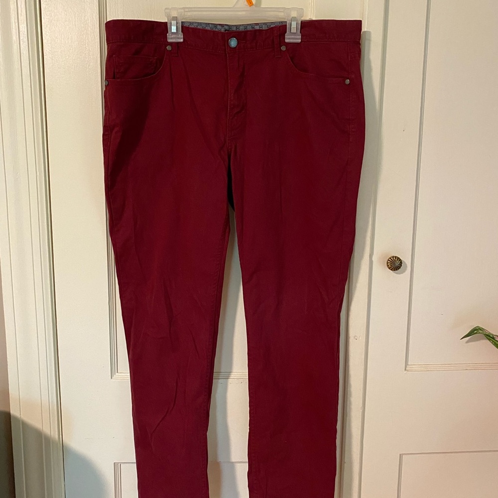 Men’s Michael Kors maroon dress pants